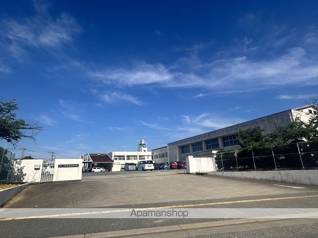 中学校　福岡県立古賀特別支援学校 小中学部（中学校）まで82m