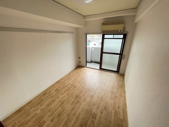 居室・リビング　※別部屋の写真です