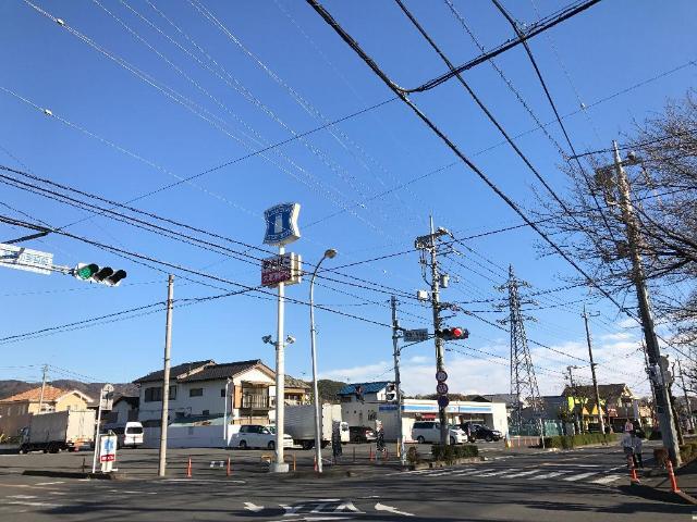 コンビニ　ローソン足利葉鹿町店（コンビニ）まで708m