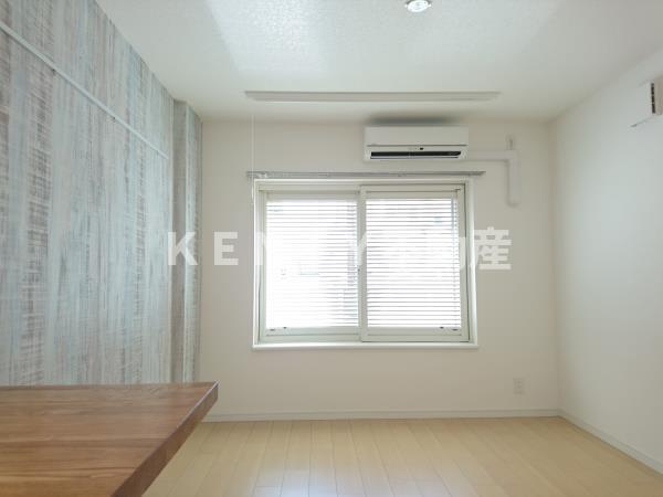 その他部屋・スペース　落ち着いて過ごせるお部屋なので、寝室にいかがでしょうか