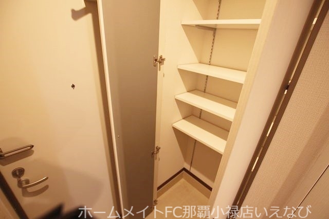 収納　※別部屋のお写真となります。