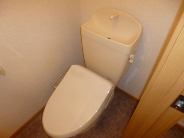 トイレ　ウォシュレット