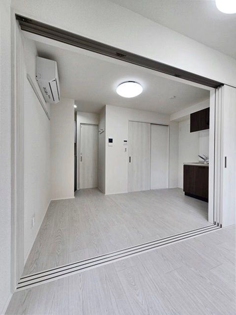 居室・リビング　板橋区中丸町
