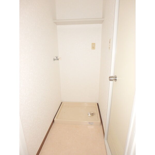 その他部屋・スペース　洗濯機置場