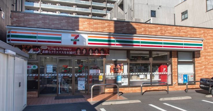 コンビニ　セブンイレブン江東扇橋店（コンビニ）まで238m