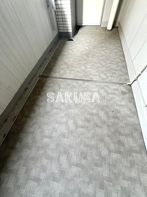 バルコニー　暖かな日差しのふりそそぐバルコニー♪