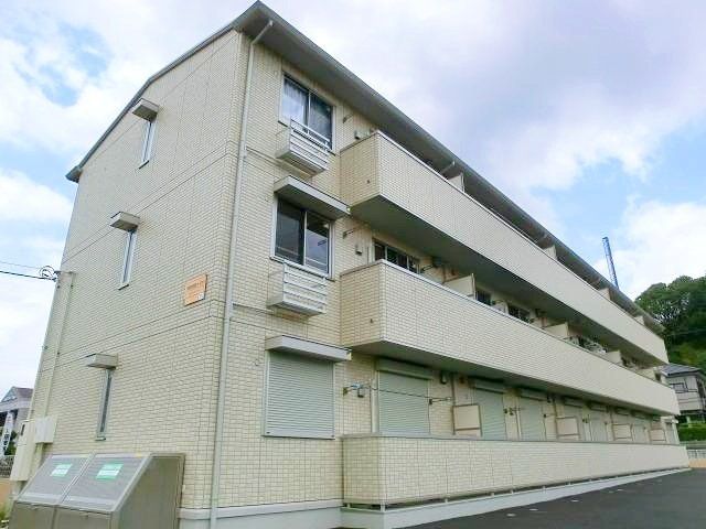 建物外観　お部屋探しはタウンハウジング蘇我店にお任せ下さい♪