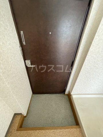新田第1ビルの玄関写真