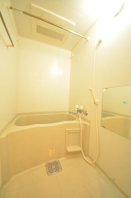東京メトロ丸ノ内線 新中野駅 徒歩4分 9階建 築23年の風呂写真