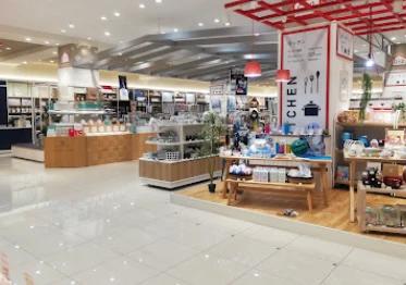 スーパー　イトーヨーカドーグランツリー武蔵小杉店（スーパー）まで834m