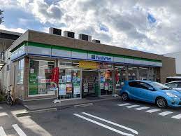 コンビニ　ファミリーマート 守山川村町店（コンビニ）まで362m