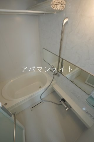 バス・シャワールーム　ゆったり過ごせるお風呂です