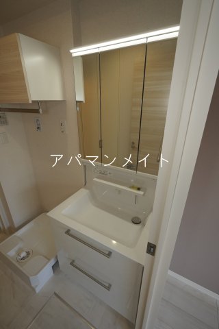 洗面設備　忙しい朝には欠かせない洗面所です