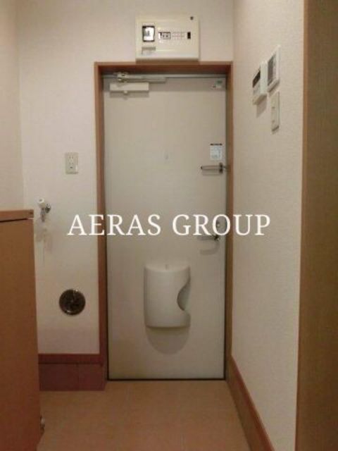 ガーデンハイツ岸根公園A棟・B棟の外観写真