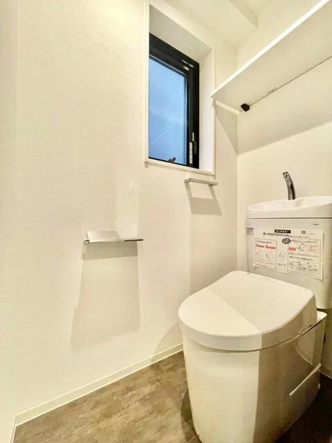 エストゥルース板橋本町のトイレ写真