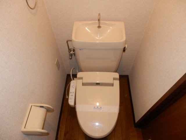 トイレ　サンプル写真となります。