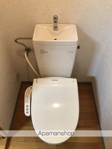 とさでん交通後免線 知寄町三丁目駅 徒歩19分 4階建 築25年のトイレ写真