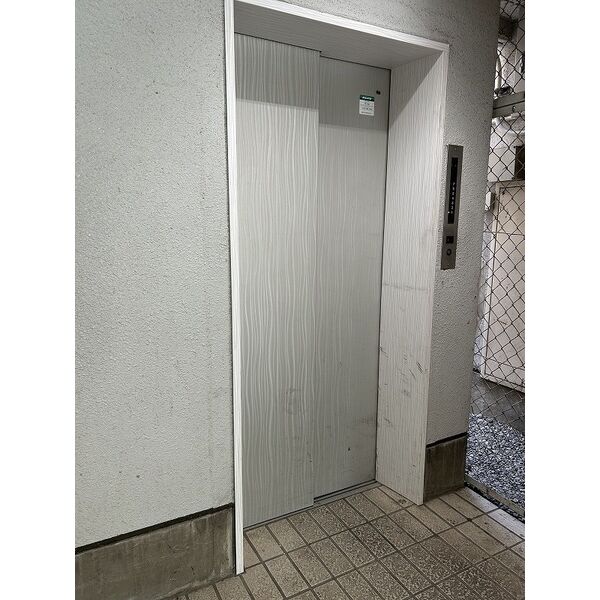 OMレジデンス名西の外観写真