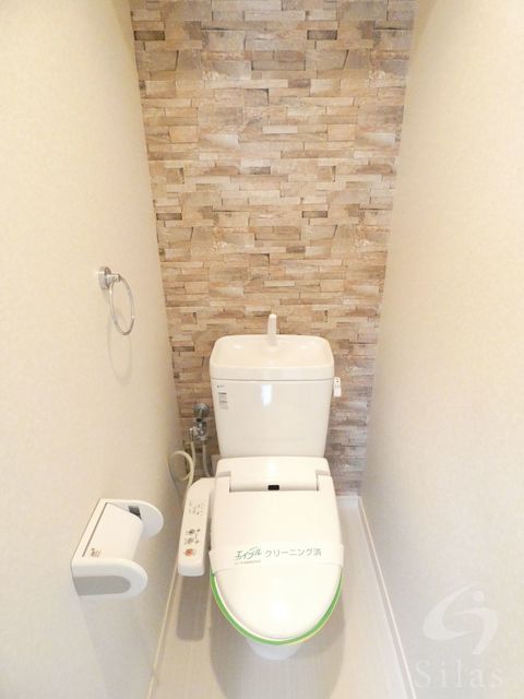 阪急宝塚線 服部天神駅 徒歩9分 3階建 築18年のトイレ写真