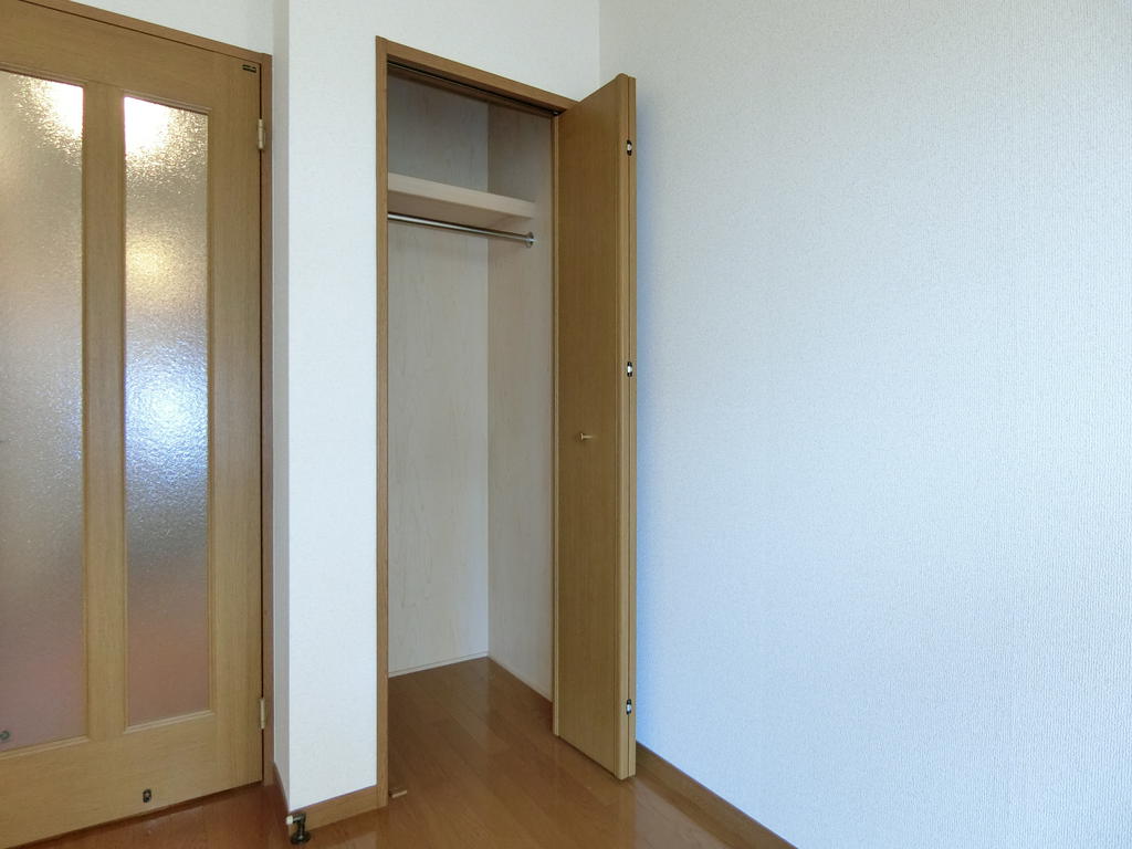 サンプリムローズIIの内装写真