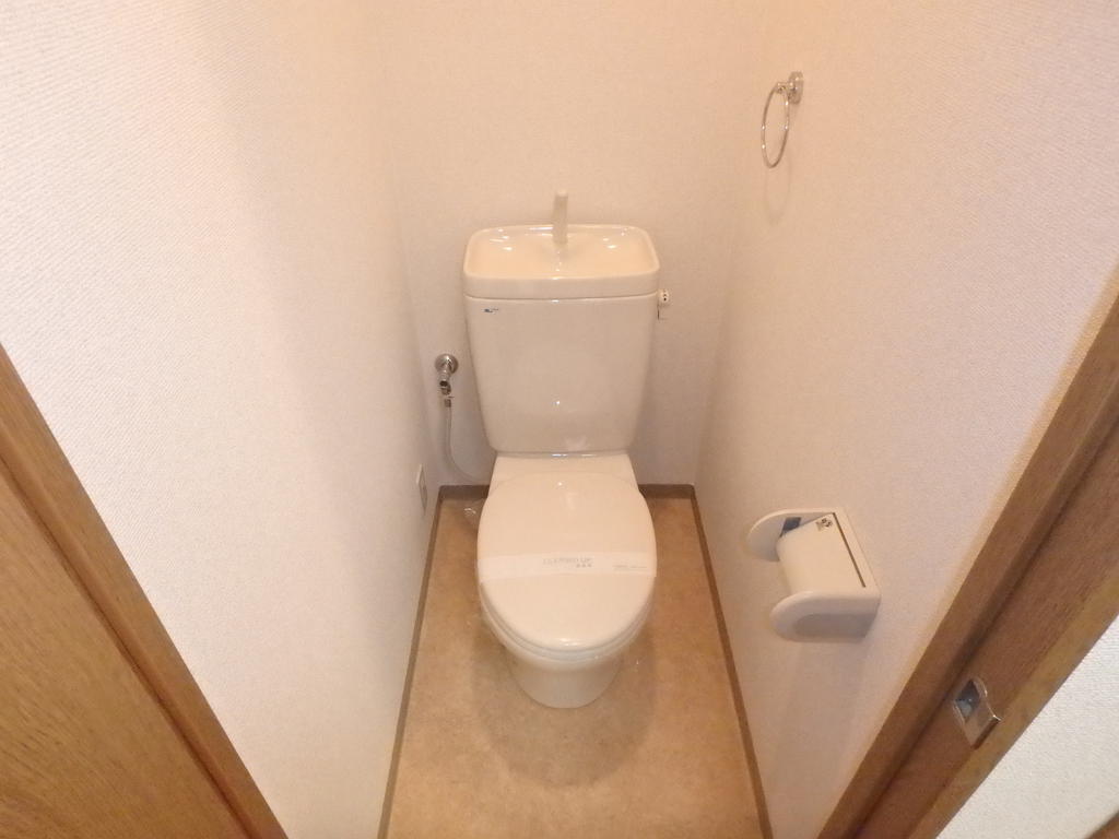 サンプリムローズIIのトイレ写真
