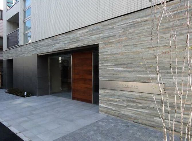 ガリシア新宿都庁前の外観写真