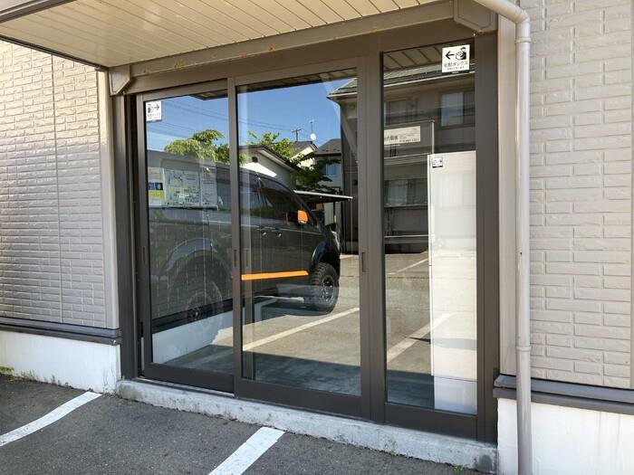 エントランス　エントランス