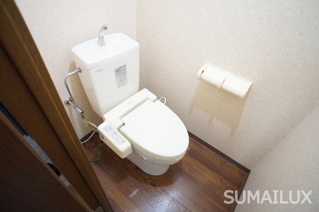 ＪＲ鹿児島本線 西熊本駅 徒歩9分 3階建 築28年のトイレ写真