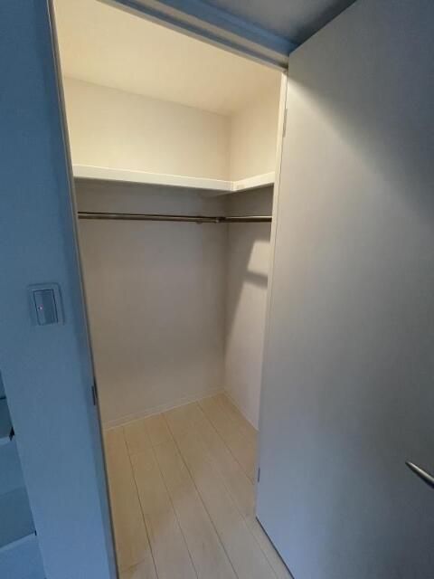 収納　（別タイプ参考写真）イストアール　　板橋区大和町