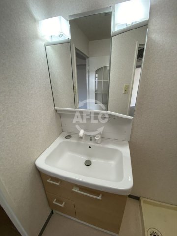 洗面設備　ヴェスタ堀江　独立洗面台