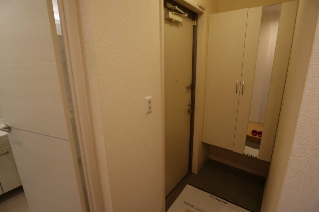 玄関　シンプルで使いやすい玄関です