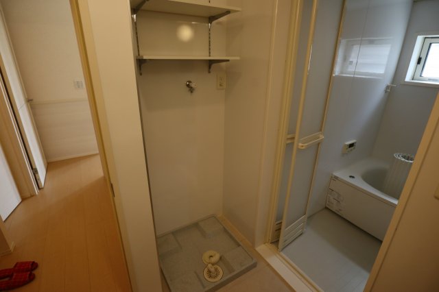 その他　室内洗濯機置き場です