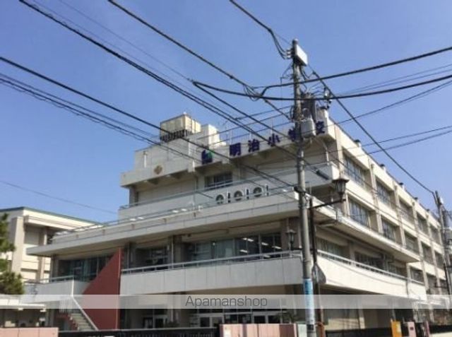 小学校　明治小学校（小学校）まで220m