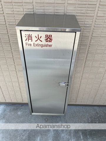セレーヌ仲町台Bの外観写真