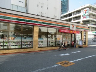 コンビニ　セブンイレブン大阪豊崎３丁目店（コンビニ）まで128m