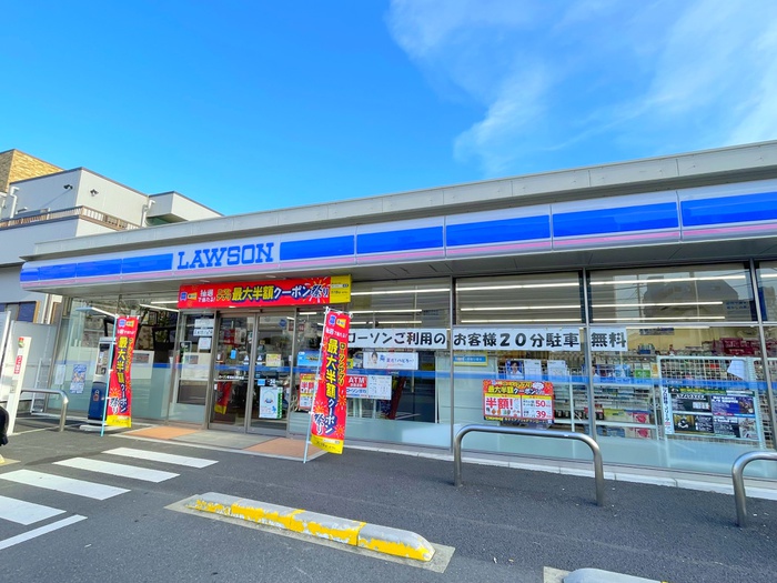 コンビニ　ローソン八潮鶴ケ曾根北（コンビニ）まで1180m