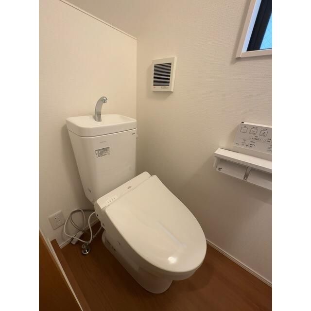 トイレ　トイレもきれいです