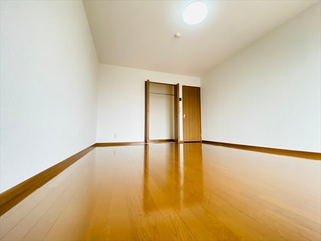 その他部屋・スペース　同一建物内２０１号室内装写真転載