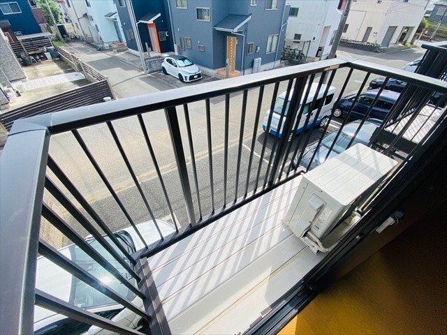 バルコニー　同一建物内２０１号室内装写真転載
