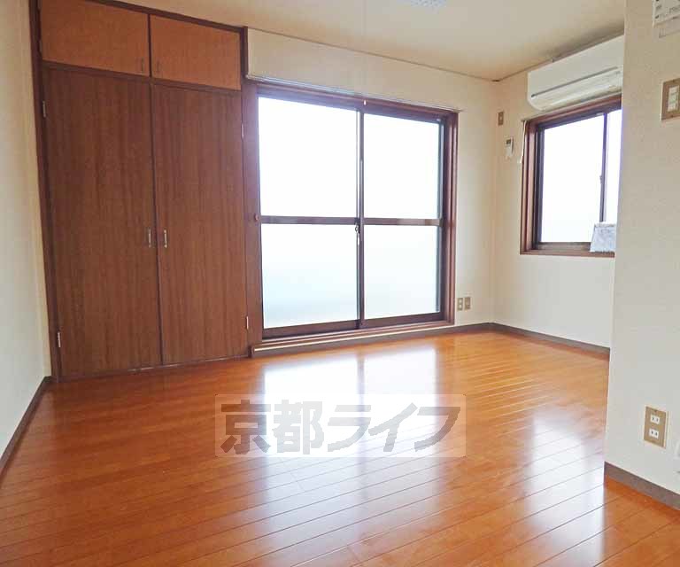 居室・リビング　広いお部屋です。