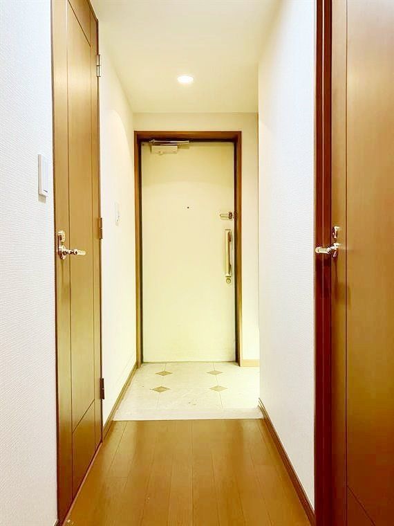 玄関　物件画像