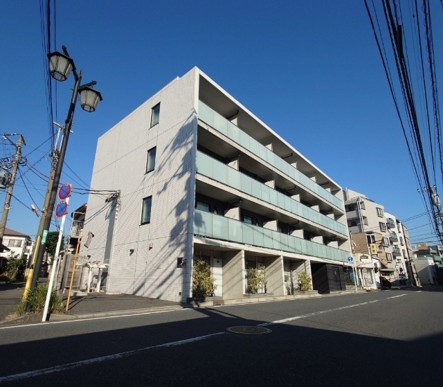 建物外観　オートロック完備