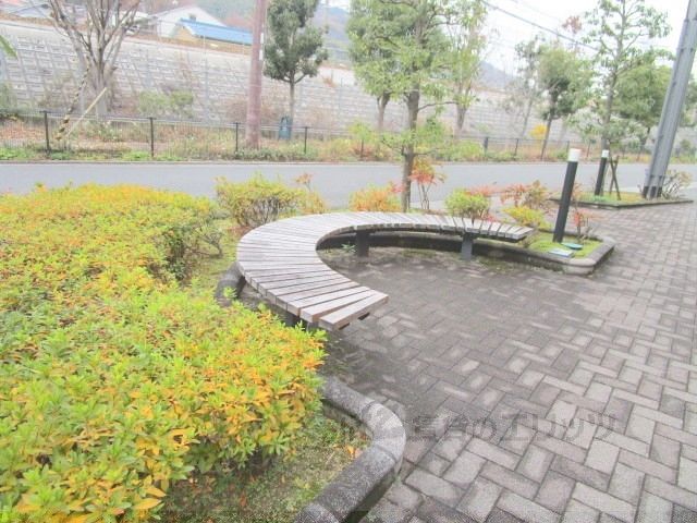 その他　ベンチ