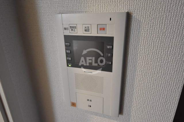 セキュリティ　レジュールアッシュ梅田AXIA　TV付モニターフォン