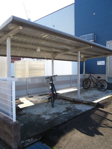 由利高原鉄道 薬師堂駅 徒歩7分 2階建 築18年の外観写真