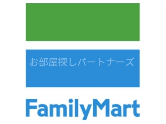コンビニ　ファミリーマート浪速敷津東店（コンビニ）まで184m