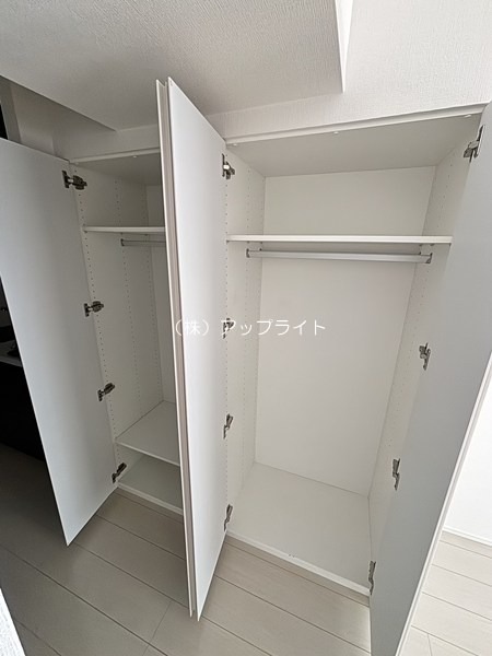 収納　クローゼット