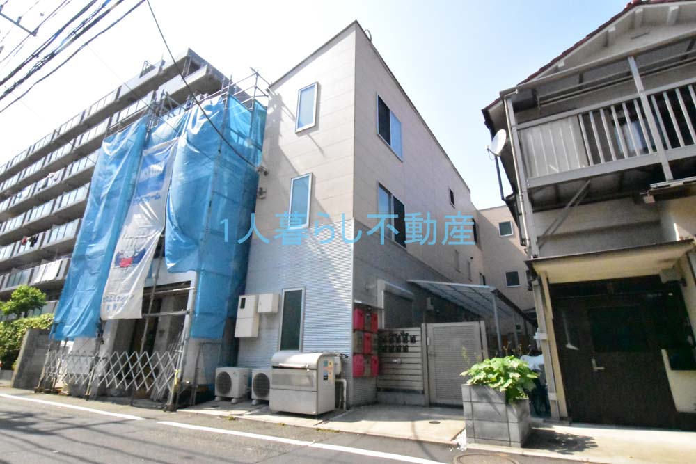 建物外観　ネット無料。ネット無料なら月々実質4000円程度のコストがか