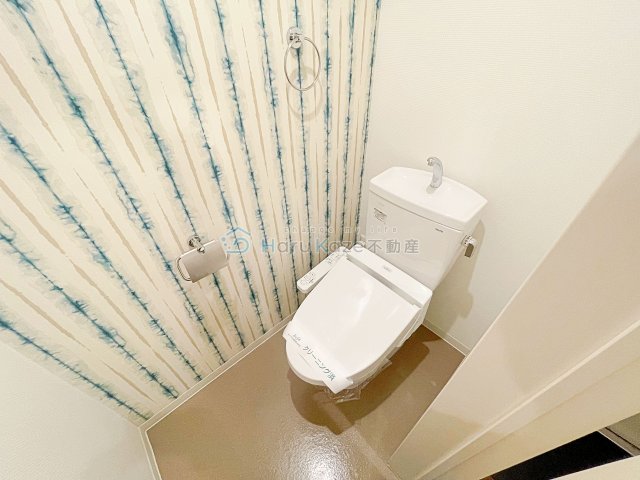 地下鉄名城線 瑞穂運動場東駅 徒歩12分 3階建 築10年のトイレ写真