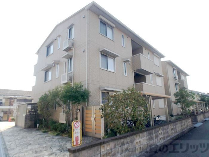 クロスロードII B棟の外観写真